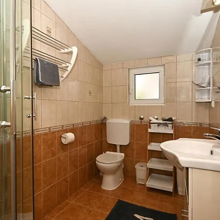 Ljube Apartmán *