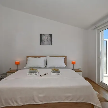 Apartamento Ljube Trogir