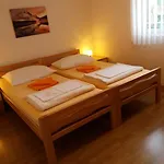 Apartment Ljube