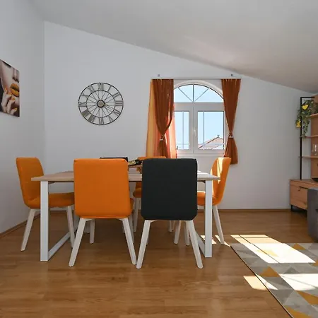 Ljube Apartment *