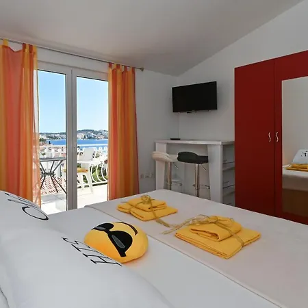 Ljube Τρογκίρ