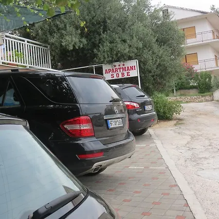 Apartament Ljube *