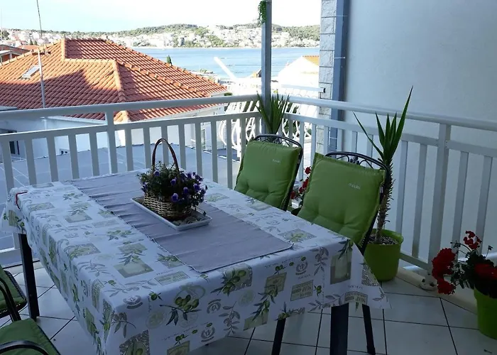 Ljube Apartman Trogir