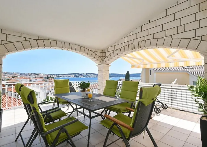Ljube Apartman Trogir